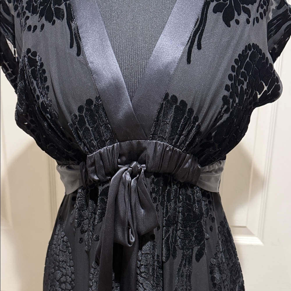 BCBGMaxAzria Black Velvet burnout satin trim Midi Dress, like New, Sz 10 - Picture 4 of 17
